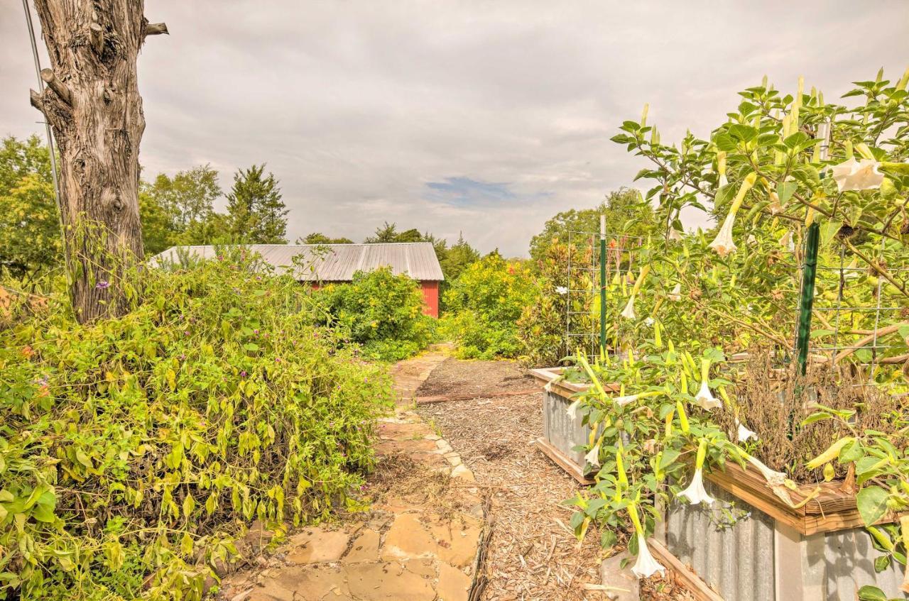 The Gathering Place Brenham Home On 6 Acres エクステリア 写真